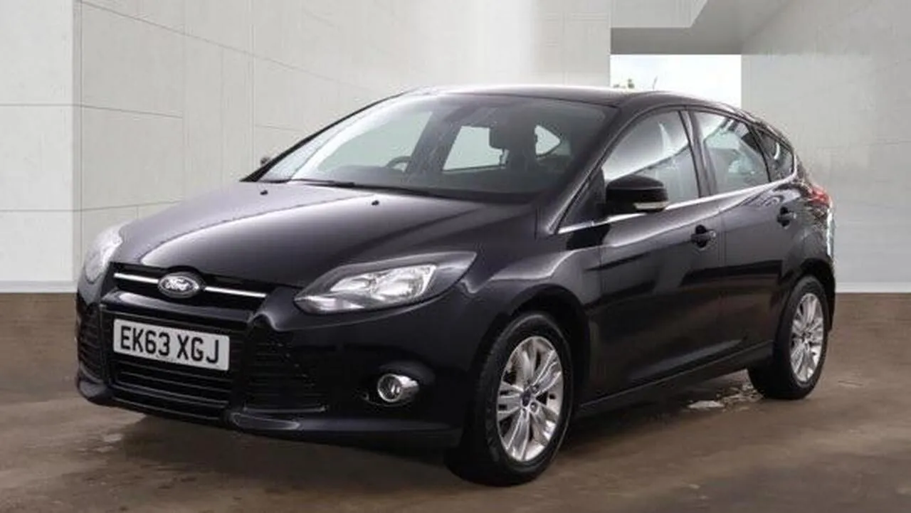 Ford Focus 2013 photo 2