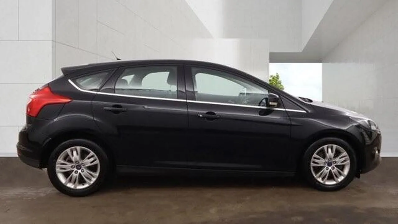 Ford Focus 2013 photo 5
