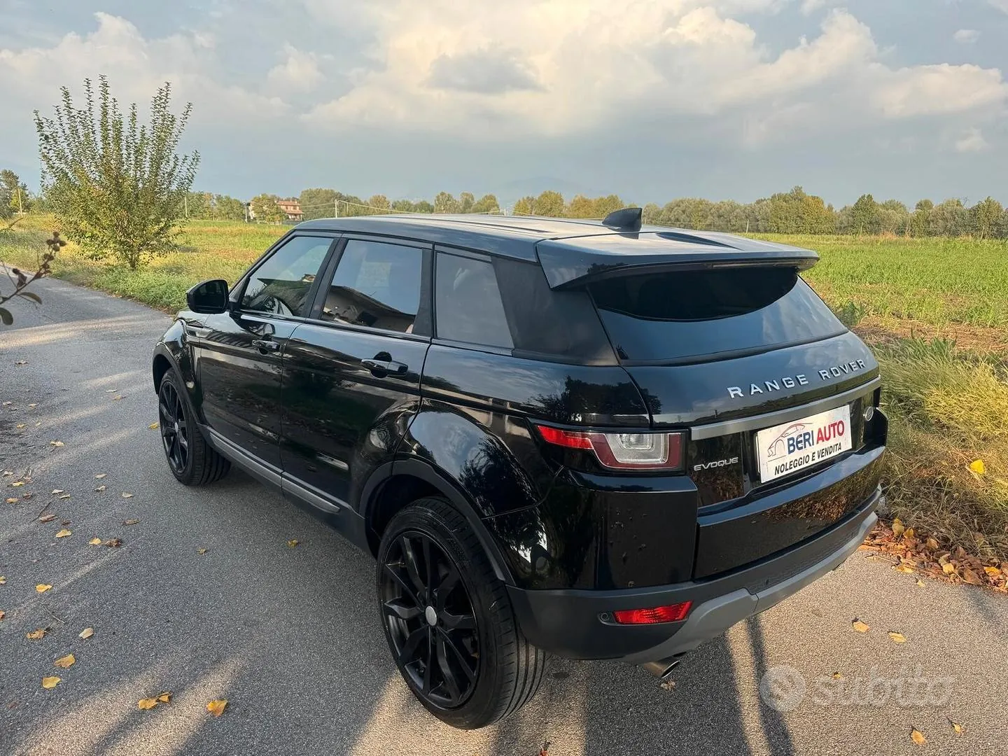 Land Rover Range Rover Evoque 2017 photo 4