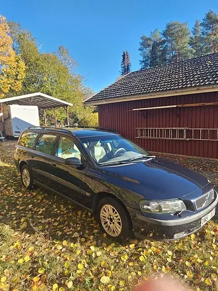 Volvo V70 2004 photo 2