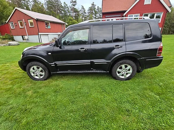 Mitsubishi Pajero 2006 photo 3