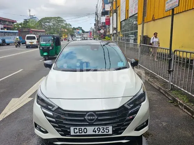 Nissan Almera