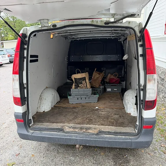 Mercedes-Benz Vito 110 2012 photo 2