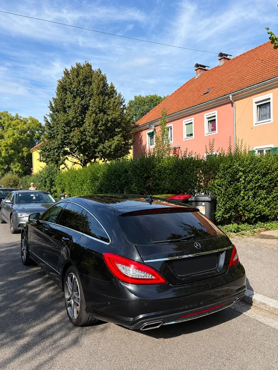 Mercedes-Benz Cls-Class 2015 photo 2