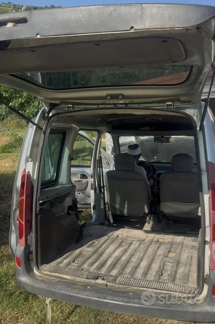 Renault Kangoo 2003 photo 4