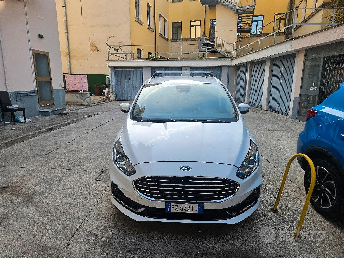Ford S-Max