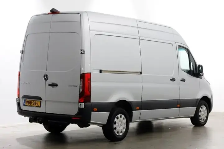 Mercedes-Benz Sprinter 2019 photo 2