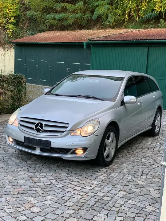Mercedes-Benz R-Class