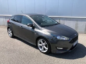 Ford Focus 2018 photo 2