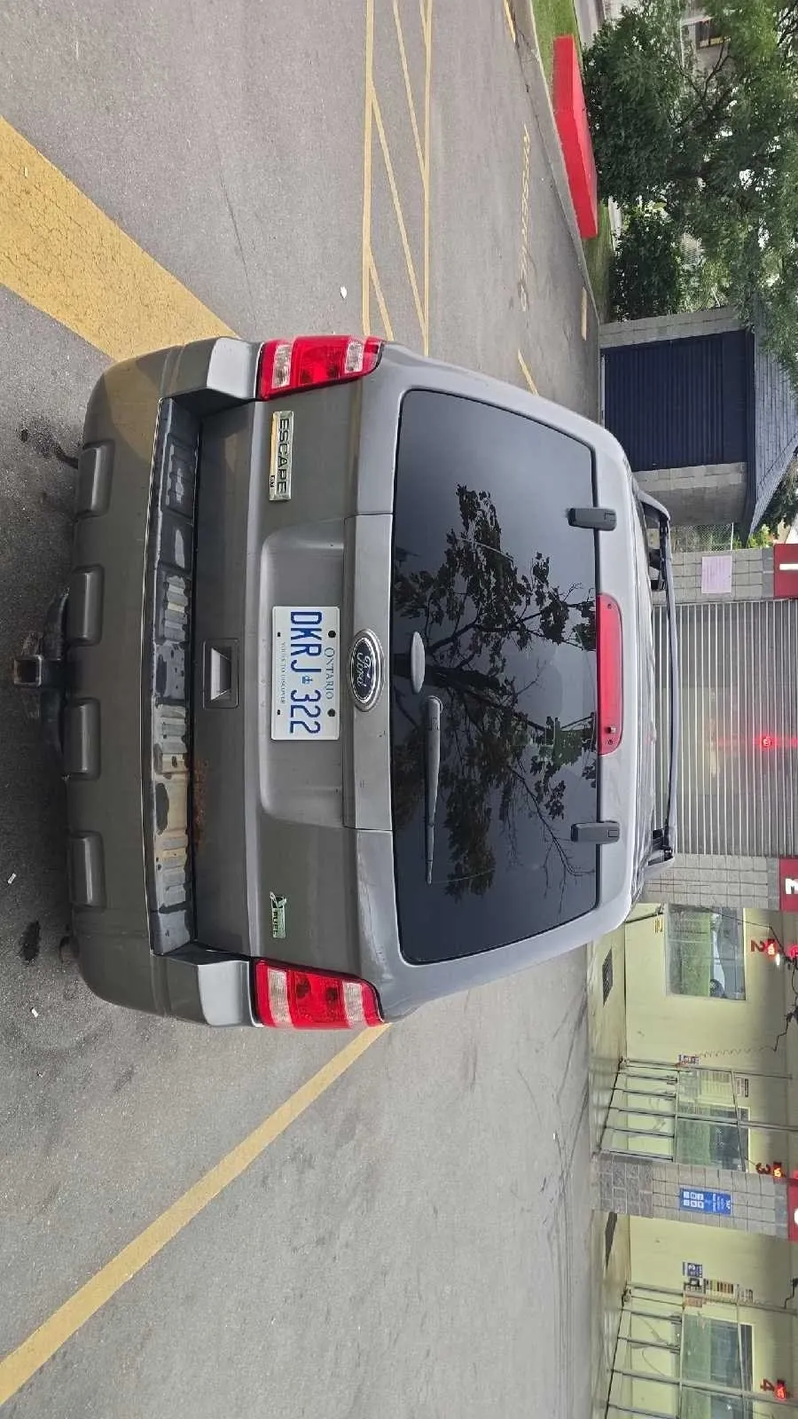 Ford Escape 2011 photo 3