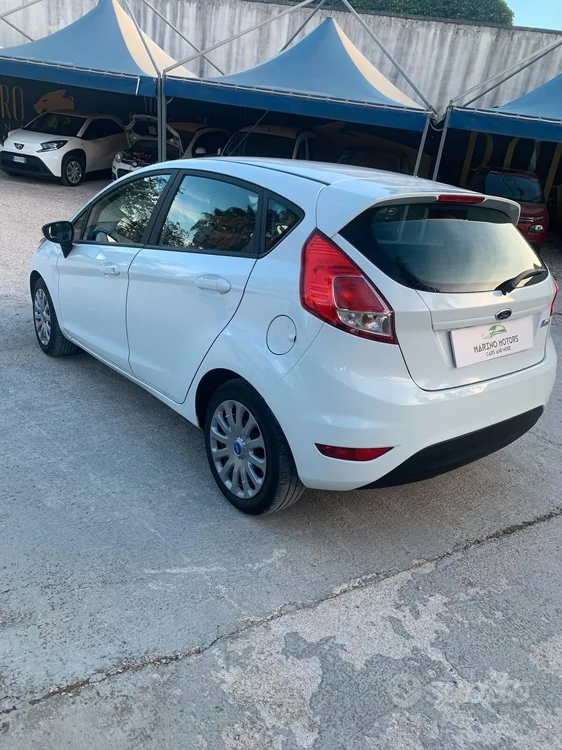 Ford Fiesta 2013 photo 4
