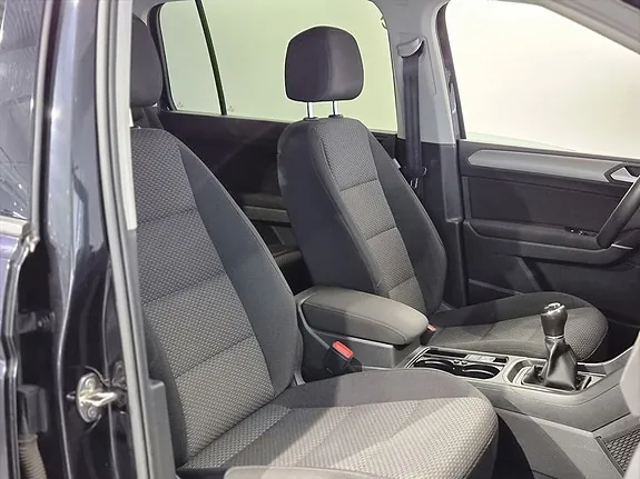 Volkswagen Touran 2017 photo 4