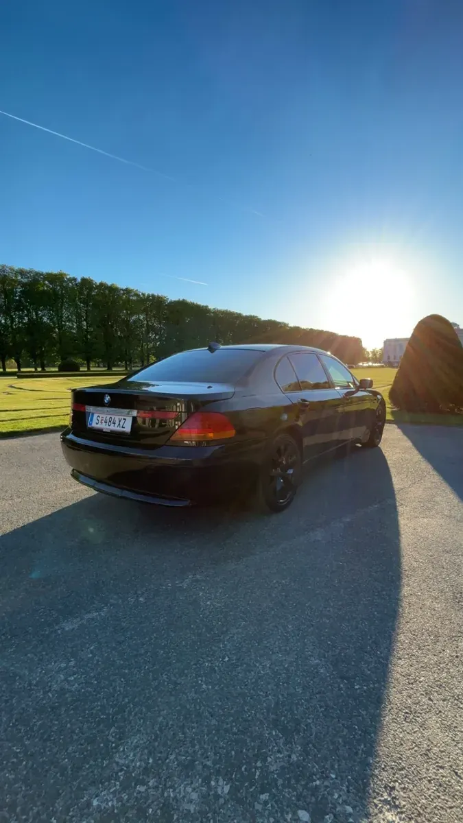 BMW 7 Series 2002 photo 3