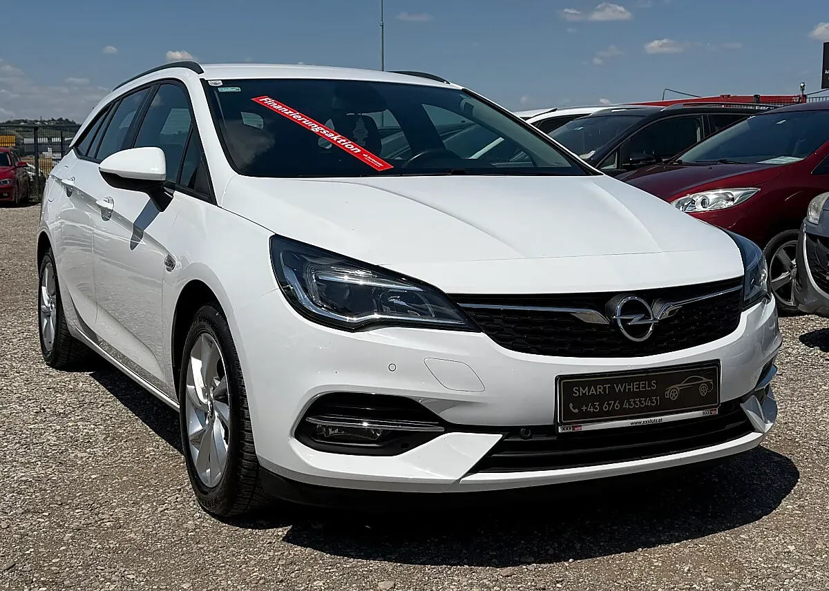 Opel Astra 2020 photo 2