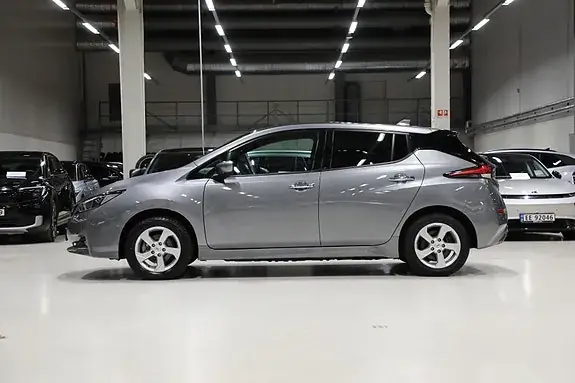 Nissan Leaf 2022 photo 4