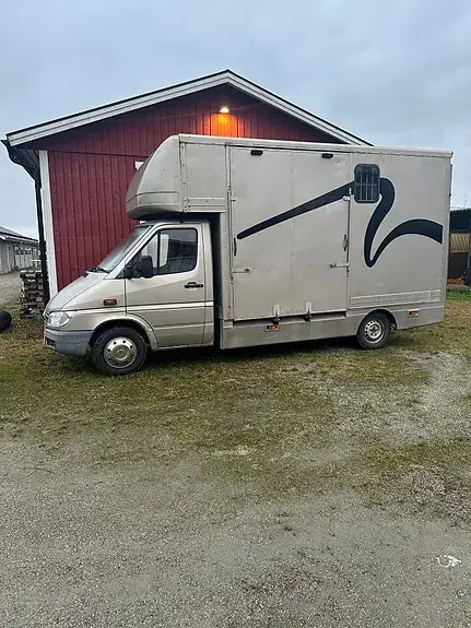 Mercedes-Benz Sprinter 311