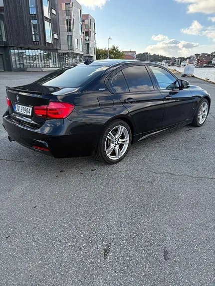 BMW 330E