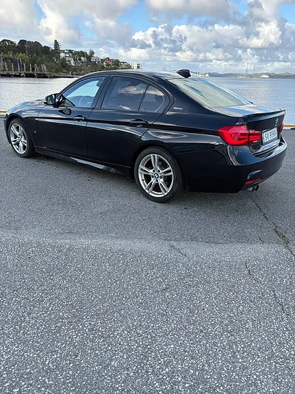 BMW 330E 2018 photo 2