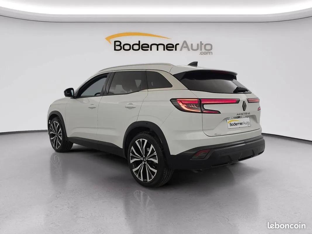 Renault Austral 2023 photo 3