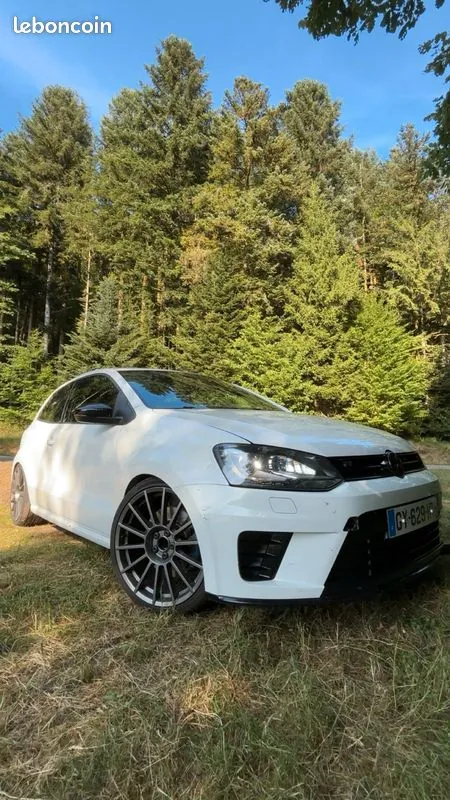 Volkswagen Polo 2013 photo 2