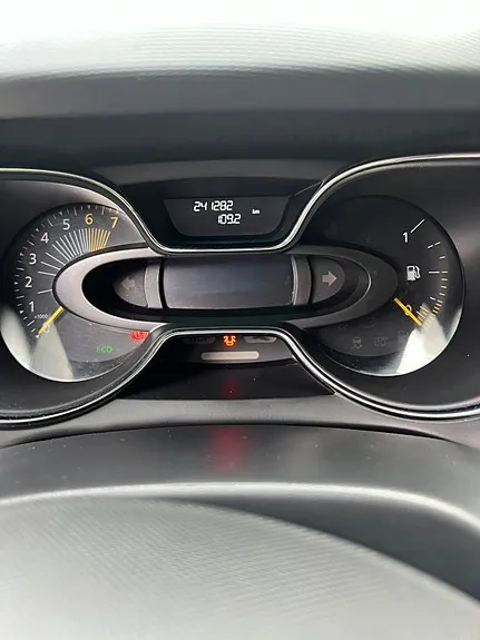 Renault Captur 2013 photo 2