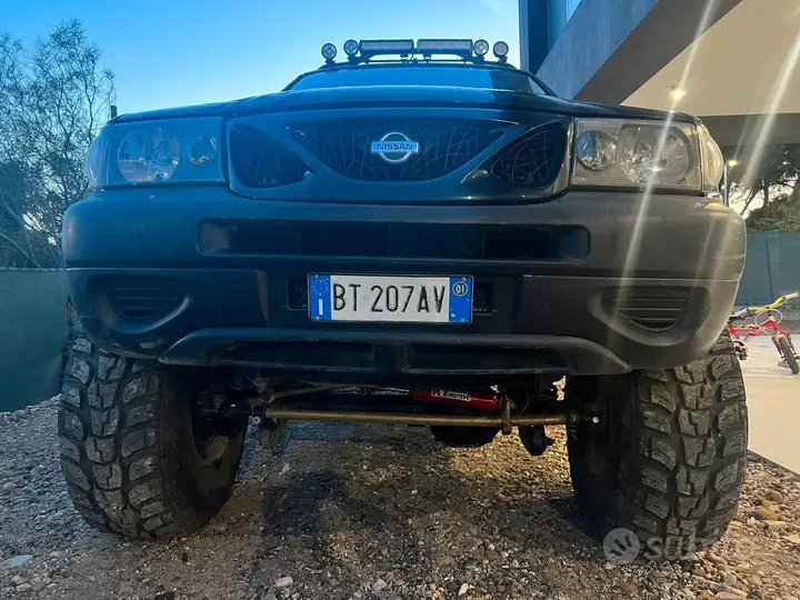 Nissan Terrano 2001 photo 2