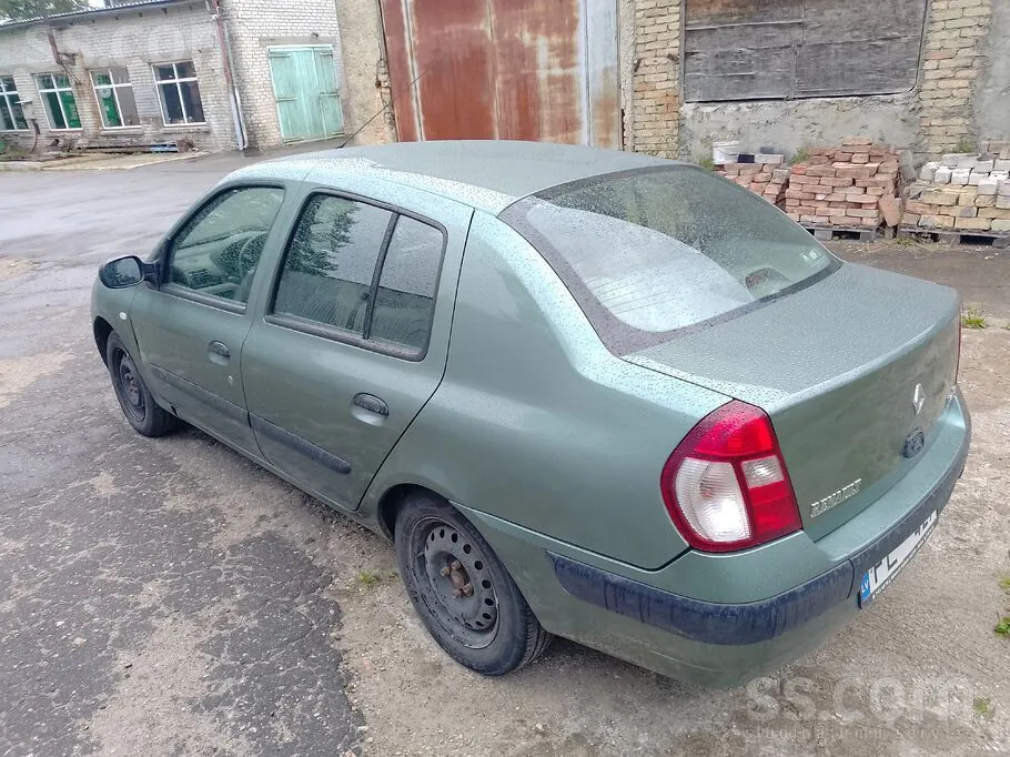 Renault Clio 2005 photo 2