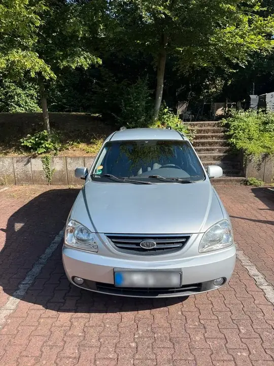 Kia Carens