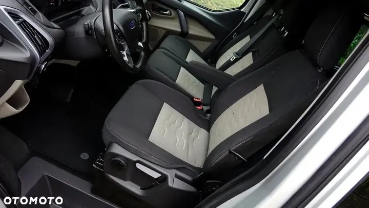 Ford Tourneo Custom 2016 photo 4
