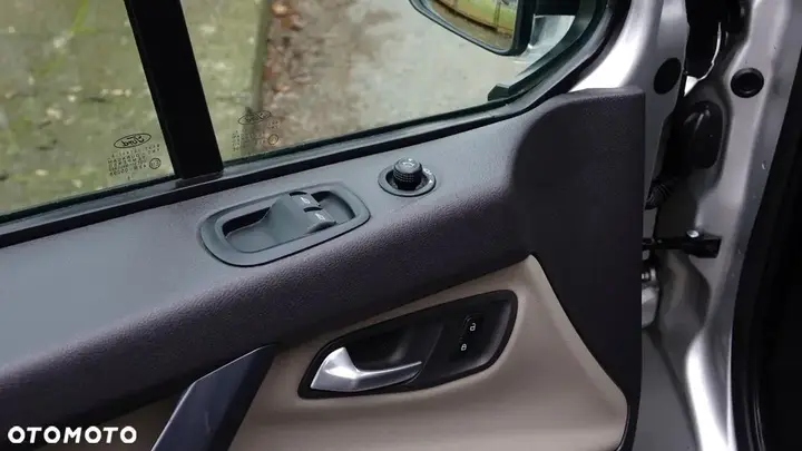 Ford Tourneo Custom 2016 photo 2