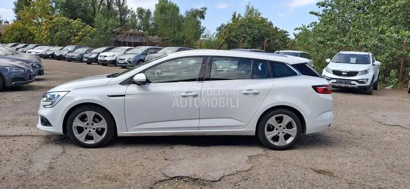Renault Megane 2017 photo 2