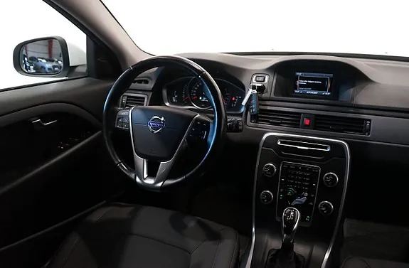 Volvo V70 2015 photo 5