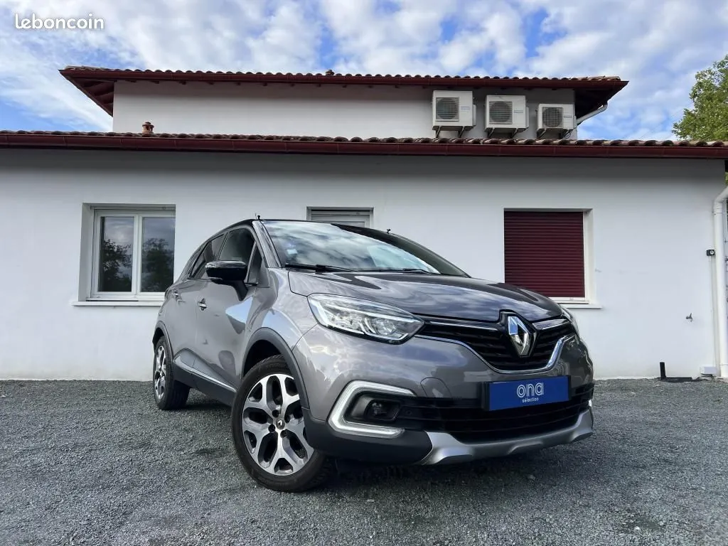 Renault Captur 2018 photo 2
