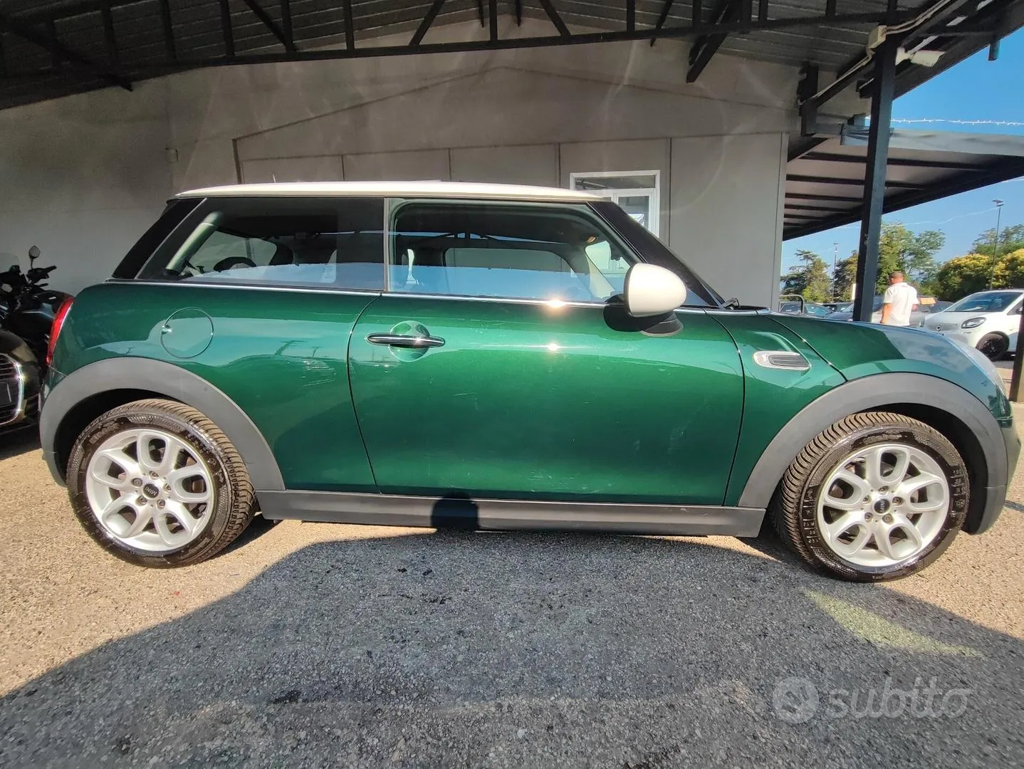 Mini 1.5 Cooper D 2016 photo 4
