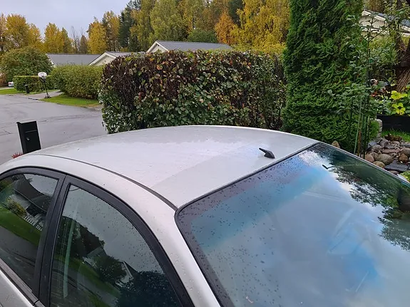 Toyota Avensis 2000 photo 5