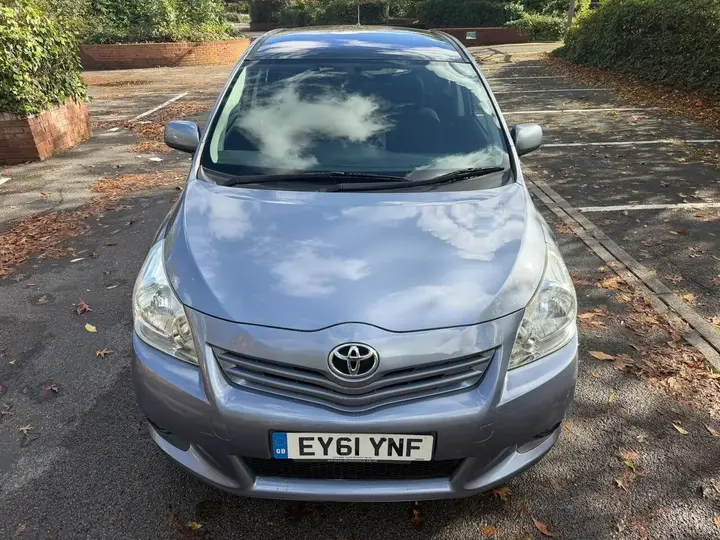 Toyota Verso 2011 photo 3
