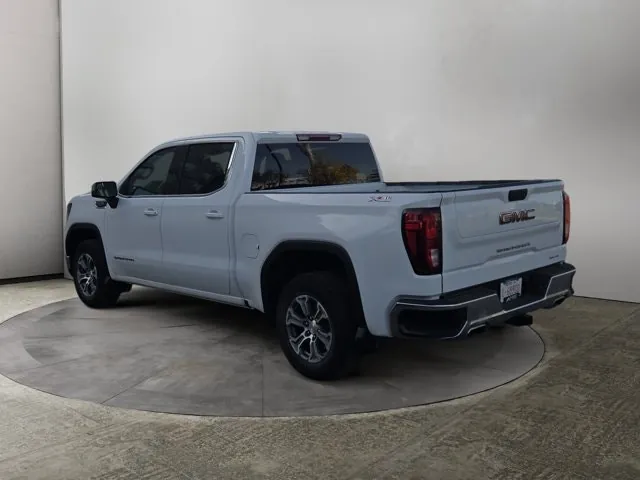 GMC Sierra 1500 2024 photo 3
