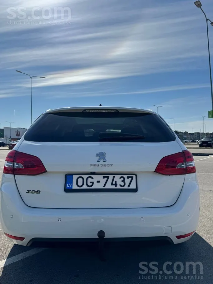 Peugeot 308 2015 photo 4