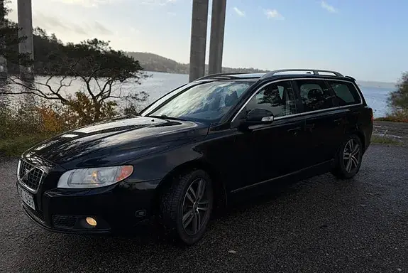 Volvo V70 2009 photo 3