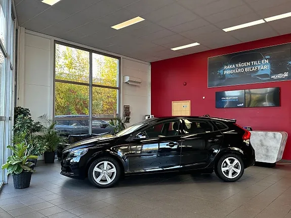 Volvo V40 2018 photo 2