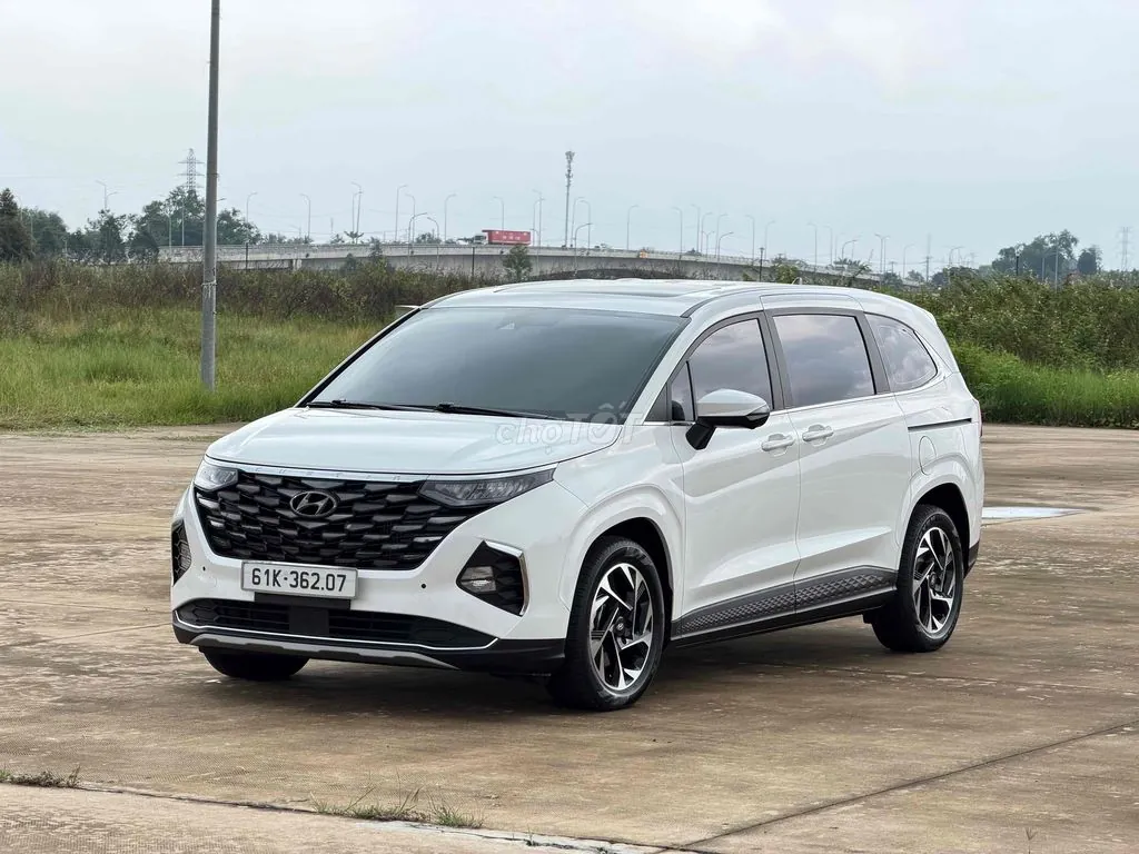 Hyundai Custin 2023 photo 2