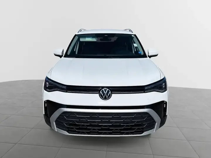 Volkswagen Taos 2025 photo 2