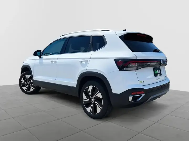 Volkswagen Taos 2025 photo 4