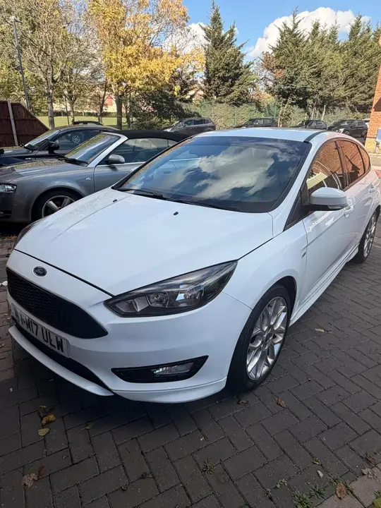 Ford Focus 2017 photo 2