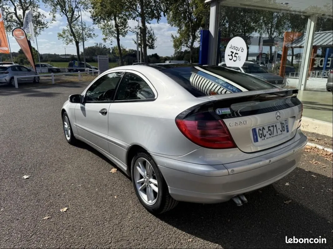 Mercedes-Benz C-Class 2002 photo 3