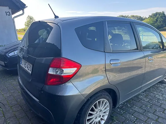 Honda Jazz 2014 photo 2