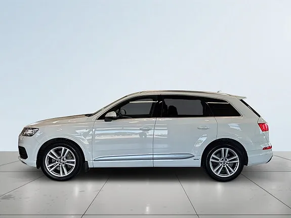 Audi Q7 2018 photo 3