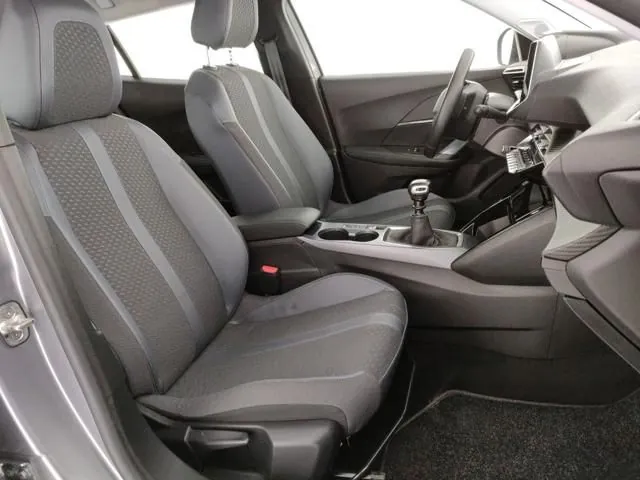 Peugeot 2008 2020 photo 5