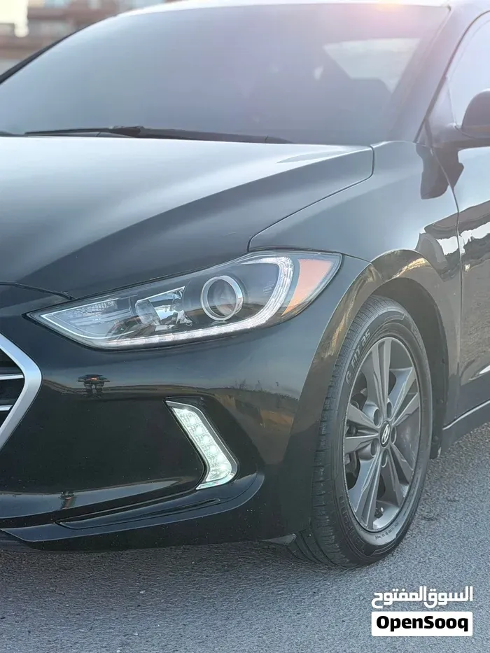 Hyundai Elantra 2018 photo 2