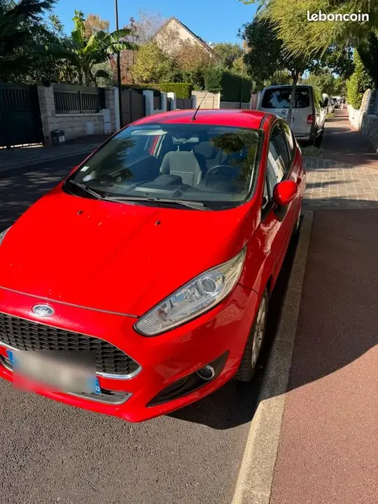 Ford Fiesta 2016 photo 2